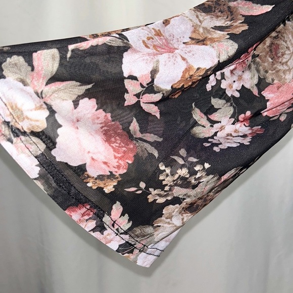 ‼️SALE‼️Suzanne Betro Empire Waist Long Sleeve Lined Floral Overlay Sz L - Picture 5 of 8